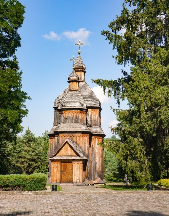 Зіньків Свято-Михайлівська церква